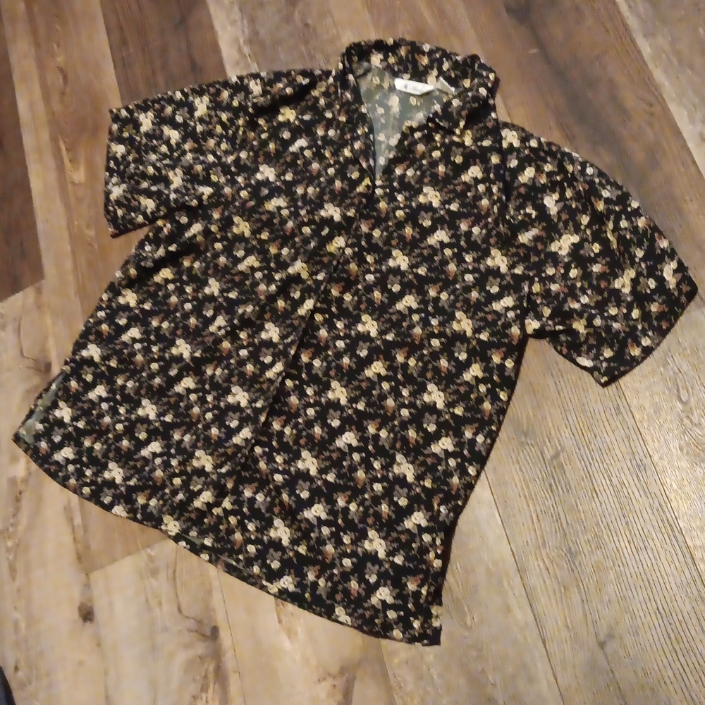 ✨️3/10$✨️Floral‎ print blouse